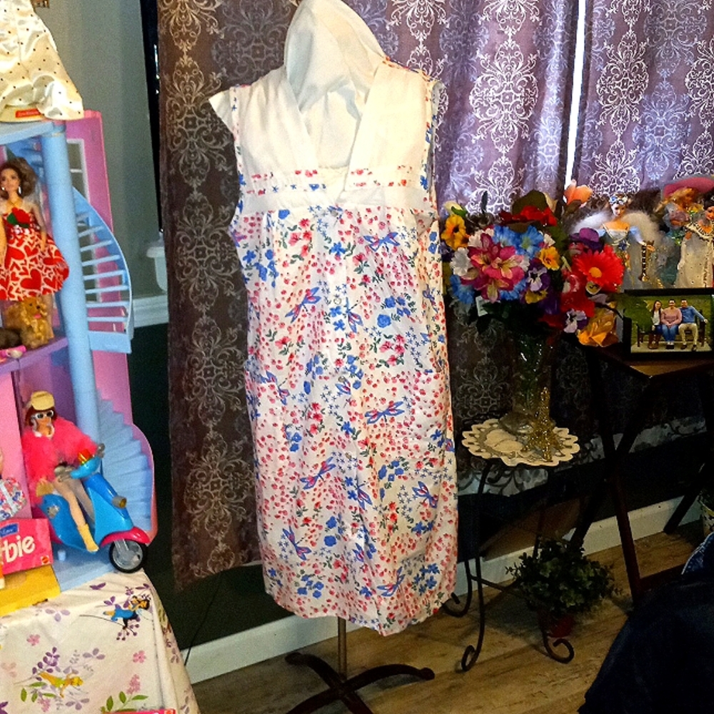 1960's Style Sleeveless Housedress - image 1